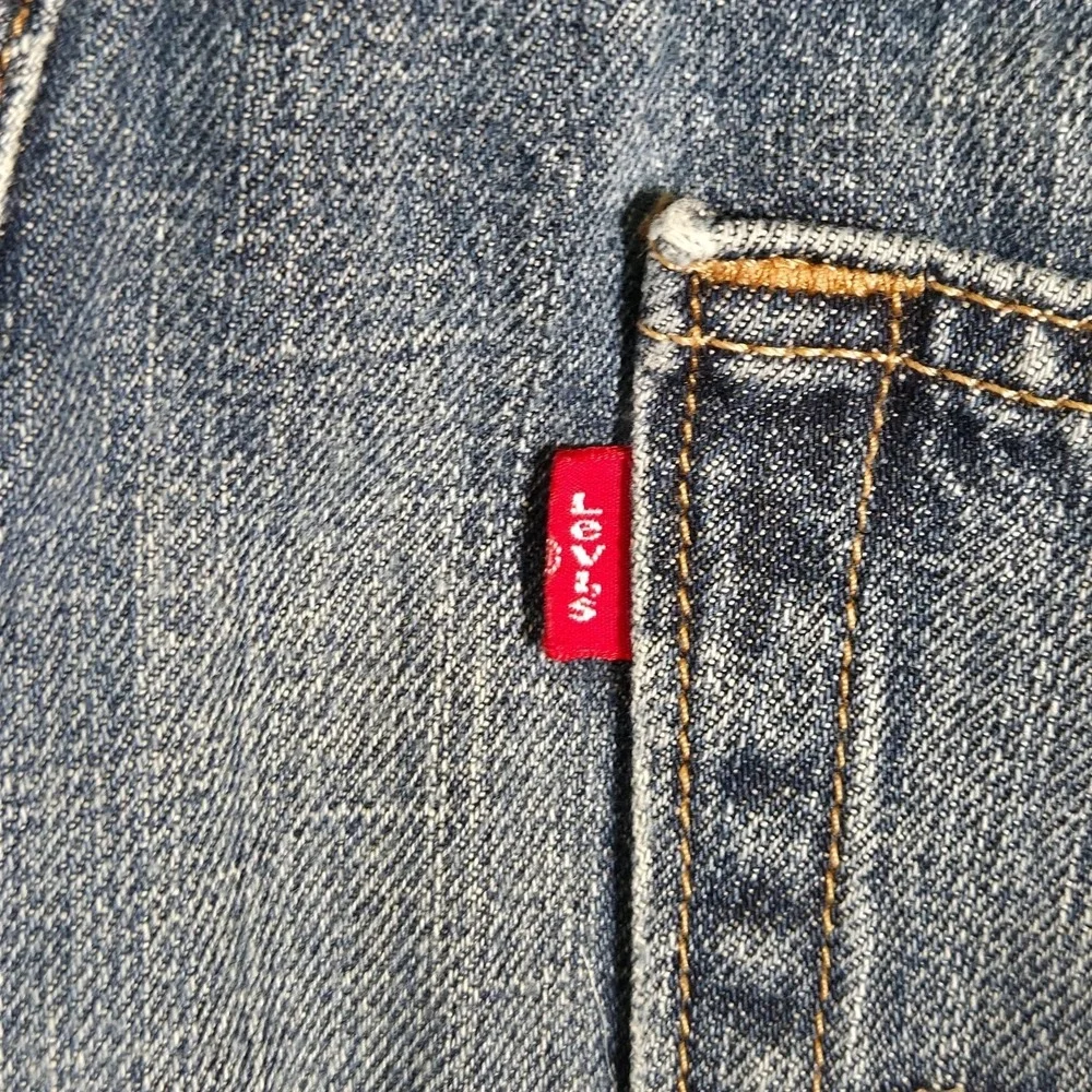 Vintage Y2K Levis 559 Denim Jeans 36x30  Distressed Relaxed Straight Hi-rise